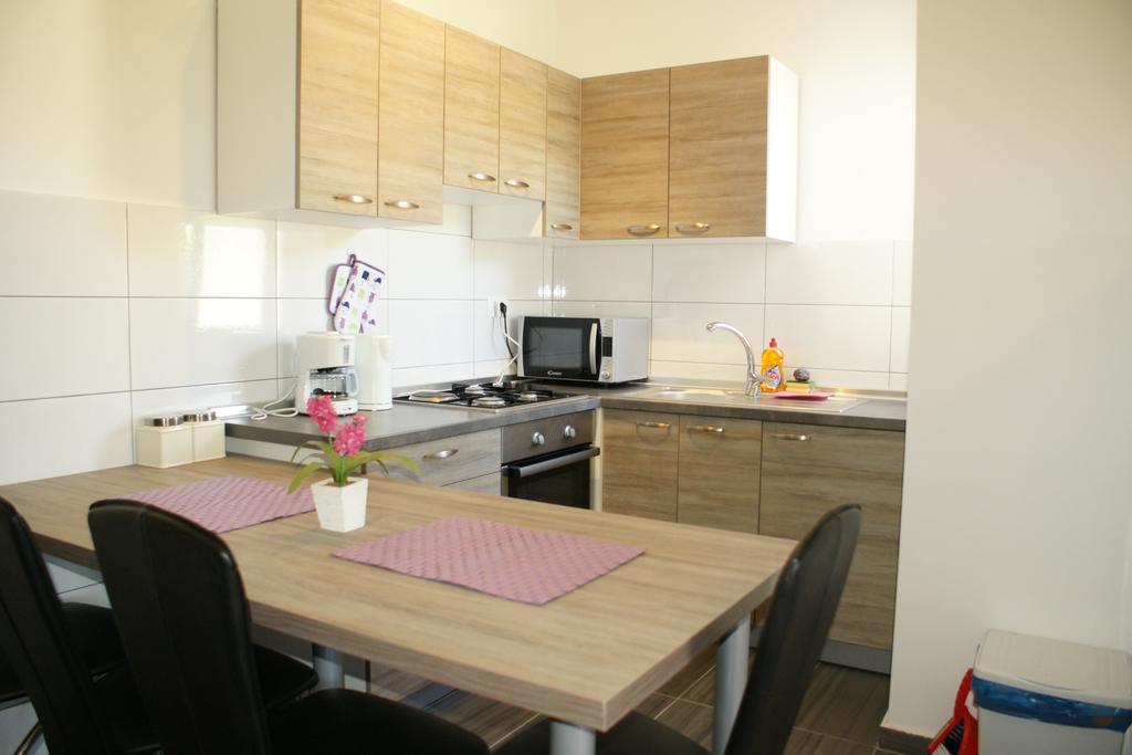 Apartments Martina بيبينيا المظهر الخارجي الصورة