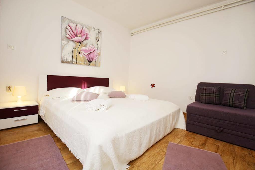 Apartments Martina بيبينيا المظهر الخارجي الصورة