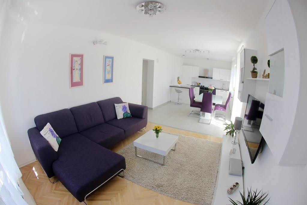 Apartments Martina بيبينيا المظهر الخارجي الصورة