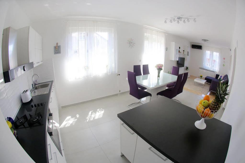 Apartments Martina بيبينيا المظهر الخارجي الصورة
