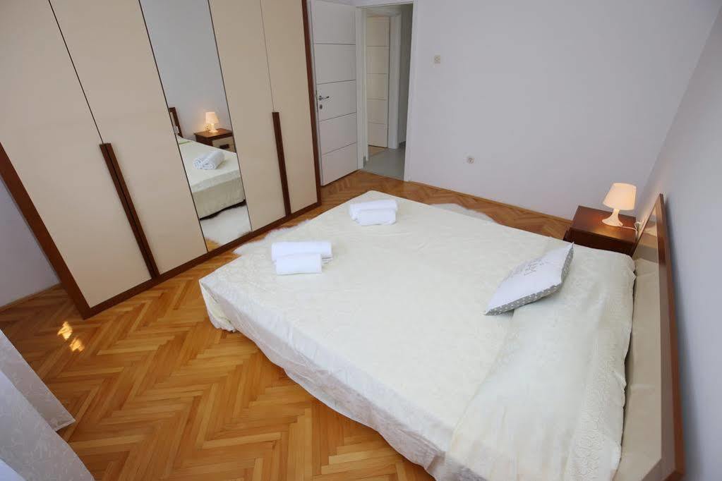 Apartments Martina بيبينيا المظهر الخارجي الصورة