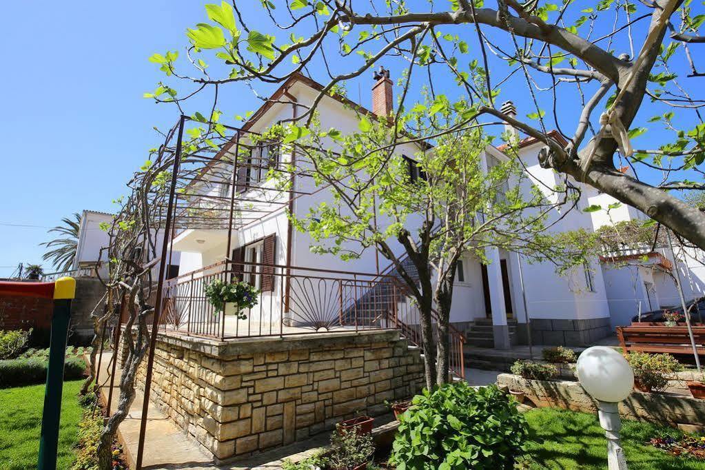 Apartments Martina بيبينيا المظهر الخارجي الصورة